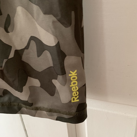 Reebok Camo Cropped Leggings - Picture 2 of 4